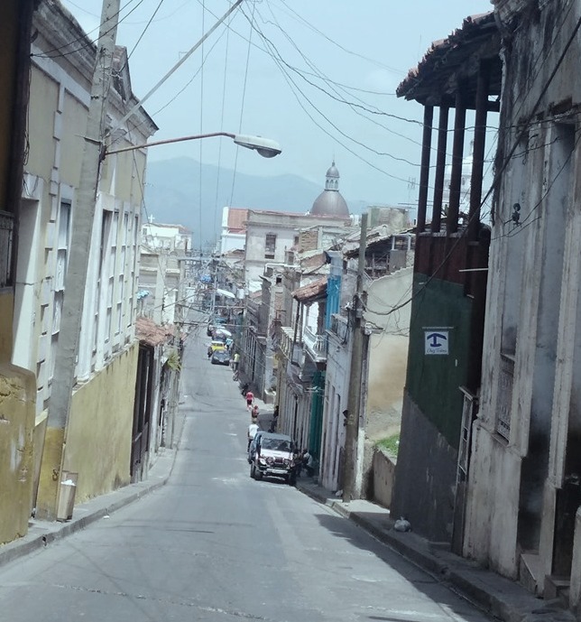 Regulan precio del transporte privado en Santiago de Cuba